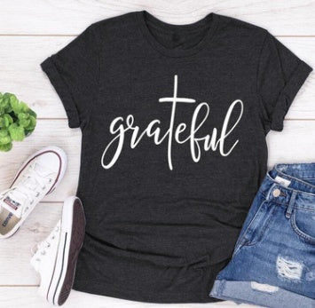 Black t-shirt with 'grateful' text 