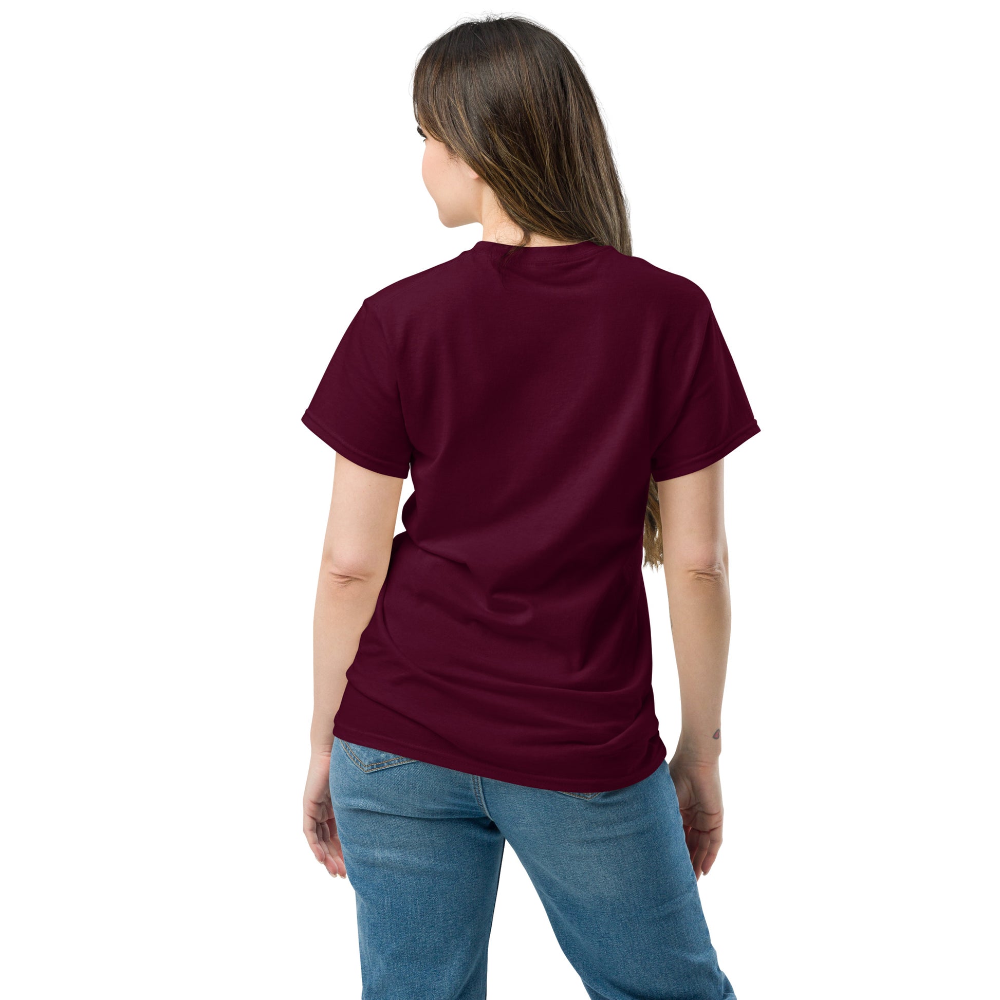 Lady's back of maroon t-shirt